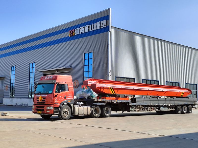 電動單梁起重機，LD20t-26.8m，4臺，發(fā)往石家莊交付客戶使用。